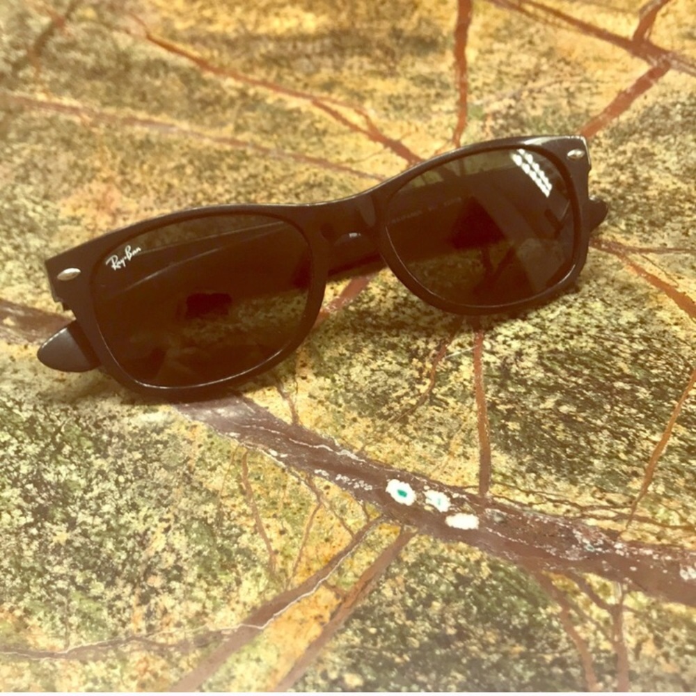 Authentic Ray Ban New Wayfarer